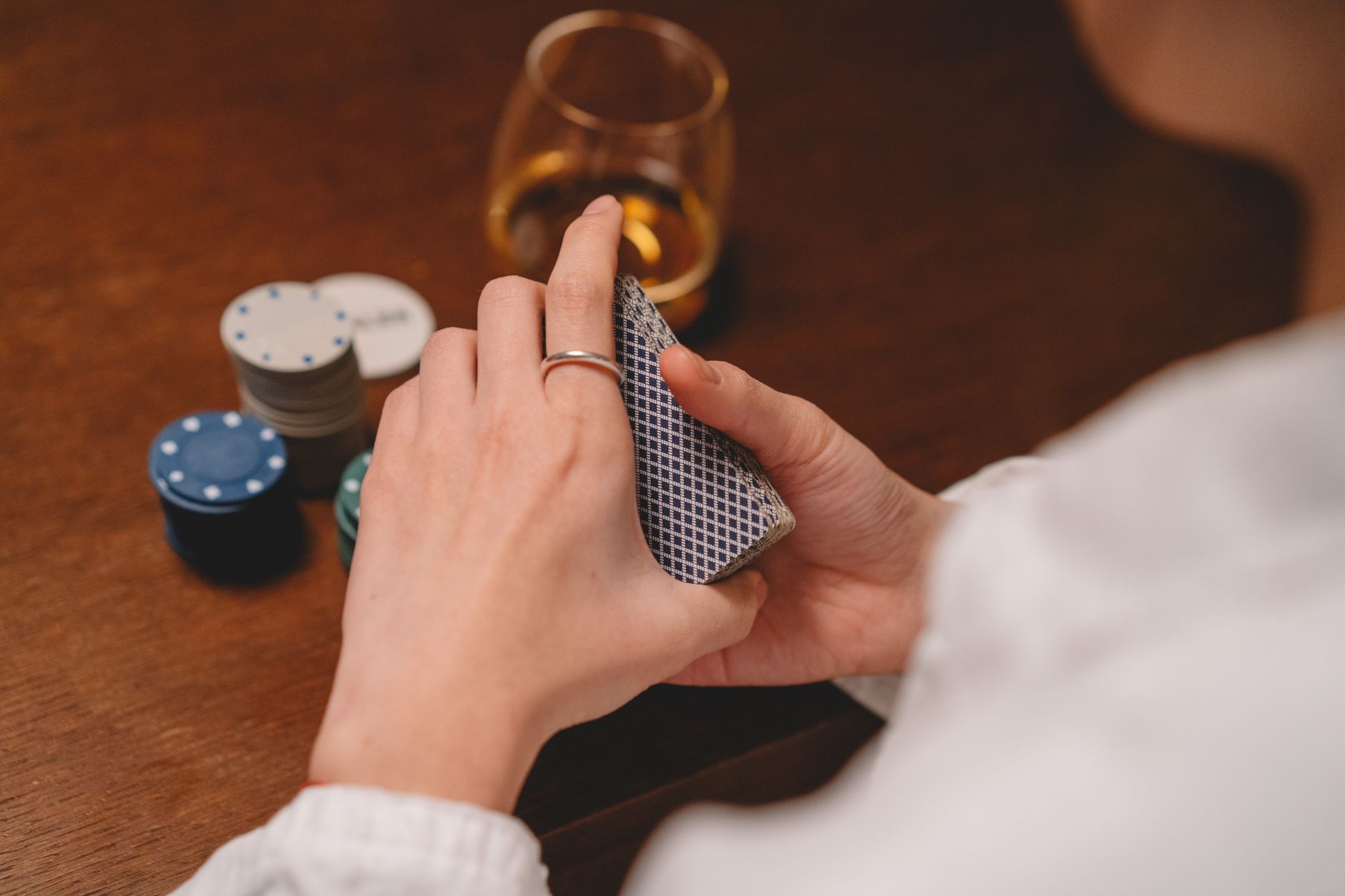 QQPOKER游戏下载指南:三步轻松安装正版德州扑克客户端(实战示例)
