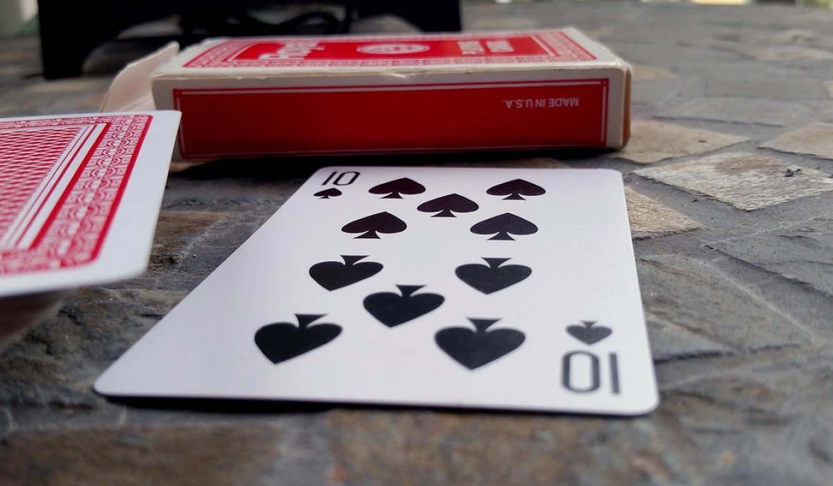 QQPOKER官网入口 - QQPOKER官网入口:正版德州扑克平台下载与玩法详解