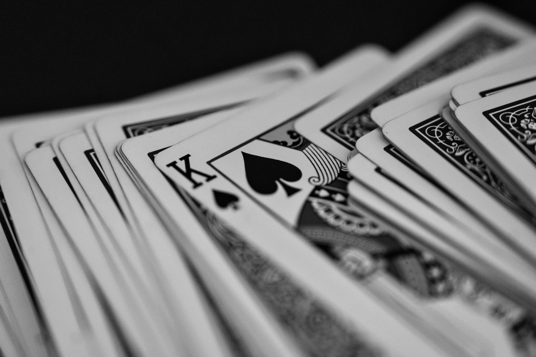 【单挑技巧】QQPOKER德州扑克单挑桌攻防六大法则