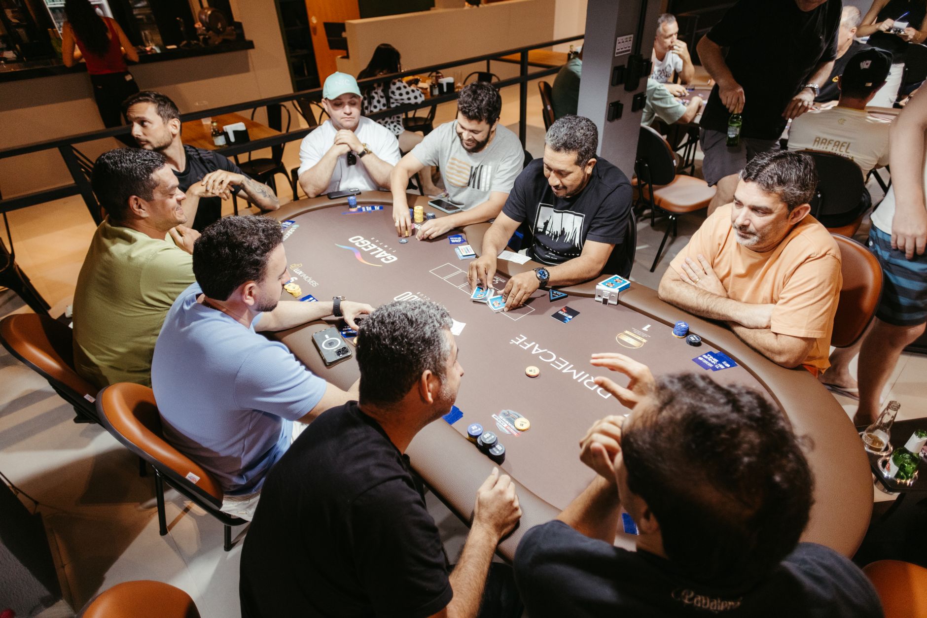 【玩法教程】QQPOKER德州扑克新手入门:手把手教你玩(实战示例)