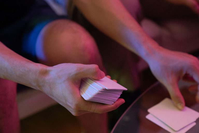 QQPOKER位置优势利用六原则：掌握翻牌后主动权，提升胜率